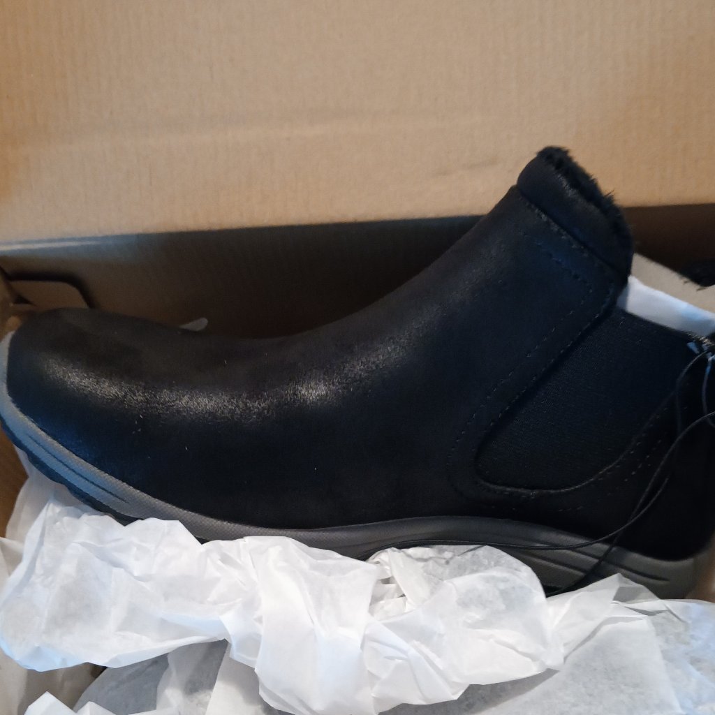 Skechers Memory Foam Short Boots